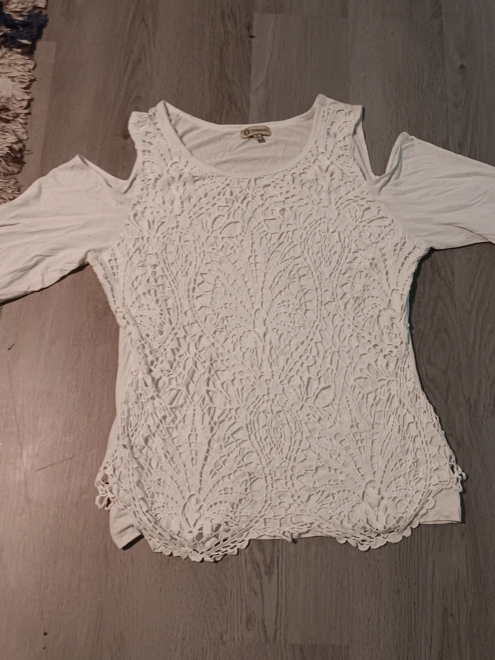 Democracy White Crochet Cold-Shoulder Blouse